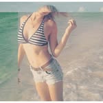 Clare Larkin - @gojasyareli - Instagram