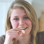 Clara Larson - @freechipsnice - Instagram