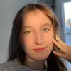 Clara - @claraleachh - TikTok