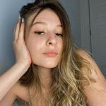 Clara Lévesque - @deleteclara - Instagram