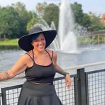 Clara Meade - Facebook