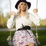 @clar.apoole - Instagram