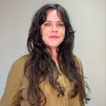 Clare Bowen - @yourrealtorfriendclare - Instagram