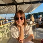 Clare Collins - @clarecollins98 - Instagram