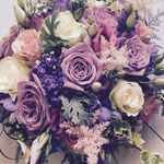 Clare Collins - @flowersbyclare - Instagram