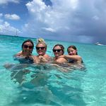 Clare Collins - @clarecollins12 - Instagram