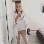 Clare Hunter - @clarehunter79 - Instagram