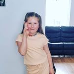 Clare Mason - @claremason84 - Instagram