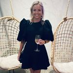 Clare Nicholson - @clarenicho - Instagram