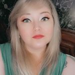 Clare Wallis - @clare4143 - Instagram