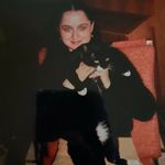 Claudia Bender - @claudia.bender.56863 - Instagram