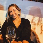 Claudia Bernard - @claudiabernard - Instagram