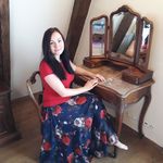 Claudia Bernstein - @amber_witch_ - Instagram