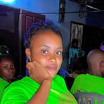 Claudia Beverly Pambou - Facebook