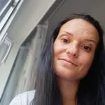 Claudia Bock - @claudia.fro.5 - Instagram