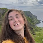 Claudia George - @raginggoldfish - Instagram