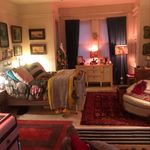 Claudia Holmes - @my_russian_hill_apartment - Instagram