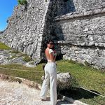Claudia Marquez - @risewithclaudia - Instagram