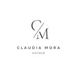 Manicura combinada | Técnica híbrida | Rubber balance - @claudiamorastudio - Instagram