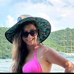 Claudia Simas - @claudiasimasrog - Instagram