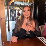 Claudia - @claudiasimpson - Instagram
