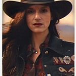 Claudia James Weaver - @kissmypickles - Instagram