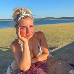 Claudia Yates - @halesclaudia5 - Instagram