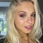 Clementine Bell - @manfhwi - Instagram