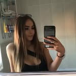Clementine Page - @jarxnjr - Instagram
