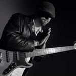 Cliff Moore - @cliffbass1 - Instagram
