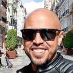 Clive Burton | Pick-up 🏀 • Languages • Music • Memes • Trips - @enjoyinglifewithclive - Instagram