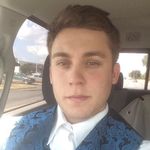 Cody Bates - @crr197 - Instagram