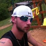 Cody Lindsey - @countryboy_life_421 - Instagram