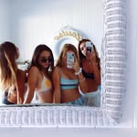 feeernanda - @halle_colbert - Instagram