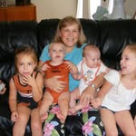 Coleen Wright - @lovie.baby.blankets - Instagram