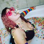 Colette Evans - @stepbehindboutique - Instagram