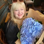 Colette Moran - @the_golden_umbrella_ - Instagram
