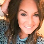 colleen bauer // bookstagram - @bookedwithbauer - Instagram