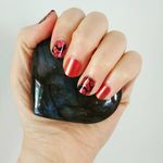 Colleen Conroy - @northern.lights.nails - Instagram