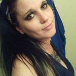 Colleen Dear - @loyaltysoverrated - Instagram