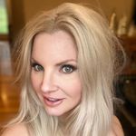 Colleen Klein - @motherflockerfarm - Instagram