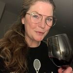 Colleen McGovern - @thesnootyfox1 - Instagram