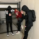 Looney - @collinstayfried - Instagram