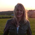 Connie Becker - @conniebecker6016 - Instagram