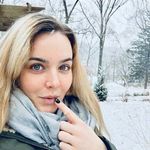 Connie - @conniebright20202020 - Instagram