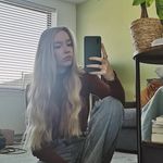 Connie Cain - @connieflowerr - Instagram