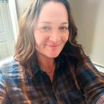 Connie Perry - @connieperry77 - Instagram