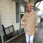 Connie Perry - @connie.perry.73997 - Instagram
