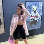Connie Squires - @squires2418 - Instagram