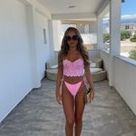 C - @connie.welshx - Instagram